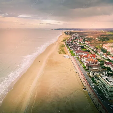 Vakantiehuis In With Stunning Sea Views Knokke-Heist